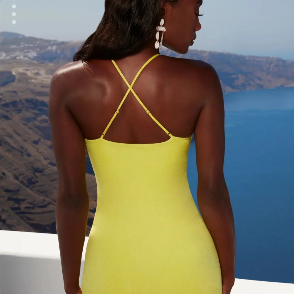 Oh Polly Cut Out Bodycon Mini Dress 💛 Size 4 - Picture 8 of 8